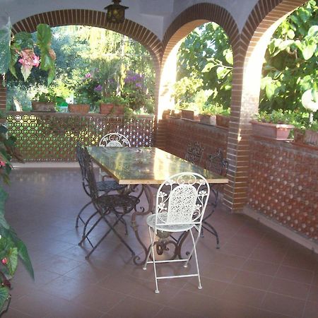 Affittacamere La Casa Dell'antiquario Graniti Esterno foto