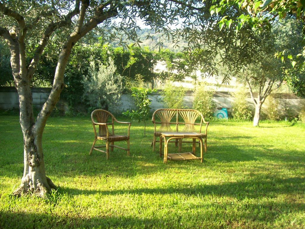 Affittacamere La Casa Dell'antiquario Graniti Esterno foto