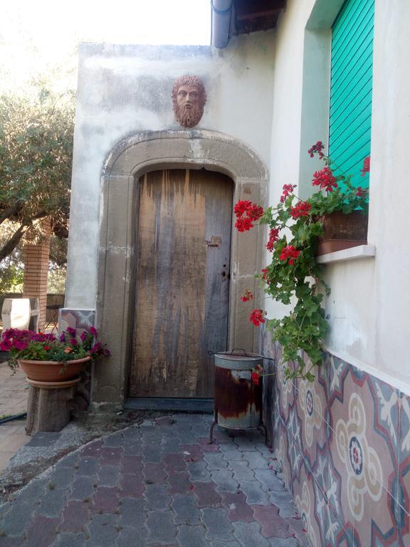 Affittacamere La Casa Dell'antiquario Graniti Esterno foto