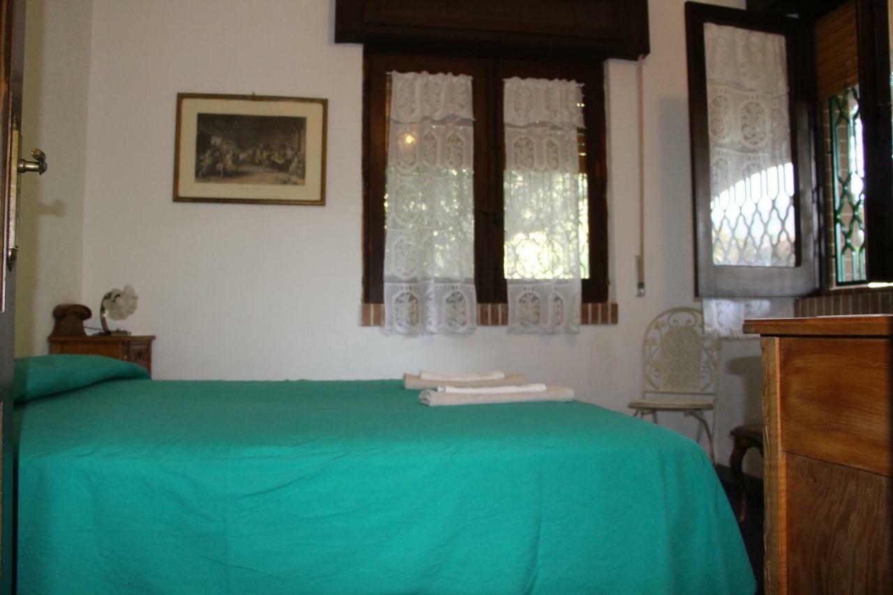 Affittacamere La Casa Dell'antiquario Graniti Esterno foto